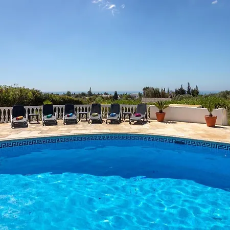 Villa Salto With Fantastic Ocean Views