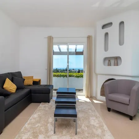 Salto With Fantastic Ocean Views
