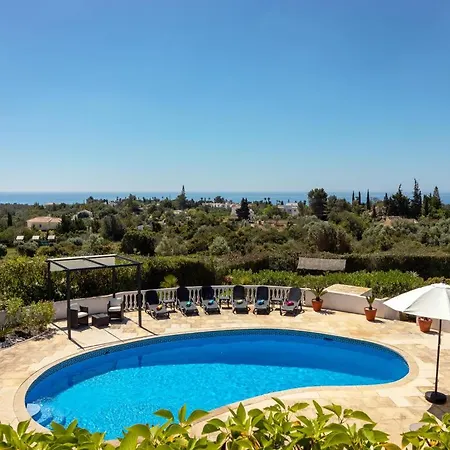 Salto With Fantastic Ocean Views