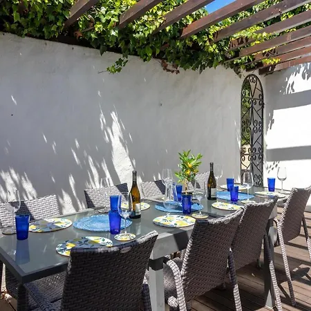 Вилла Salto With Fantastic Ocean Views *