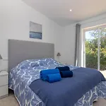 Salto With Fantastic Ocean Views