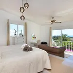 Villa Salto With Fantastic Ocean Views *